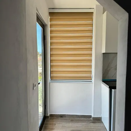 Apartment Bleta *