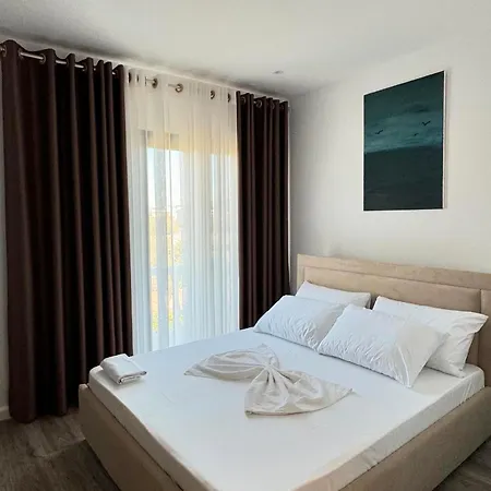 Apartment Bleta *